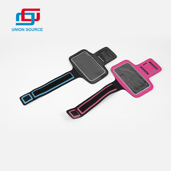 Features and considerations to look for in a sports shoulder bag