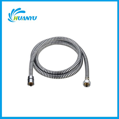 Key characteristics and considerations regarding a black silver PVC hose